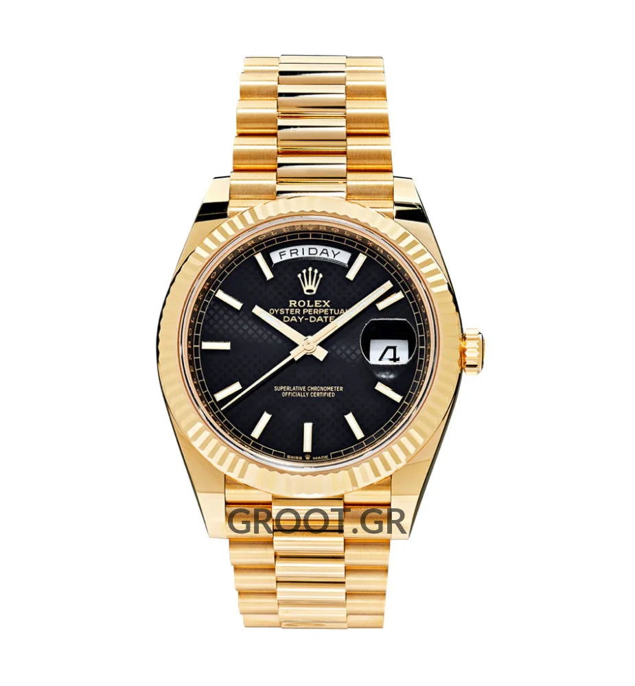 Rolex Day-Date Yellow Gold Black Diagonal Dial President 40Mm